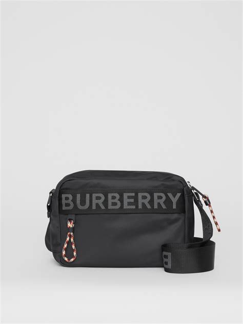 bolso burberry de hombre|Bolsos de marca para hombre .